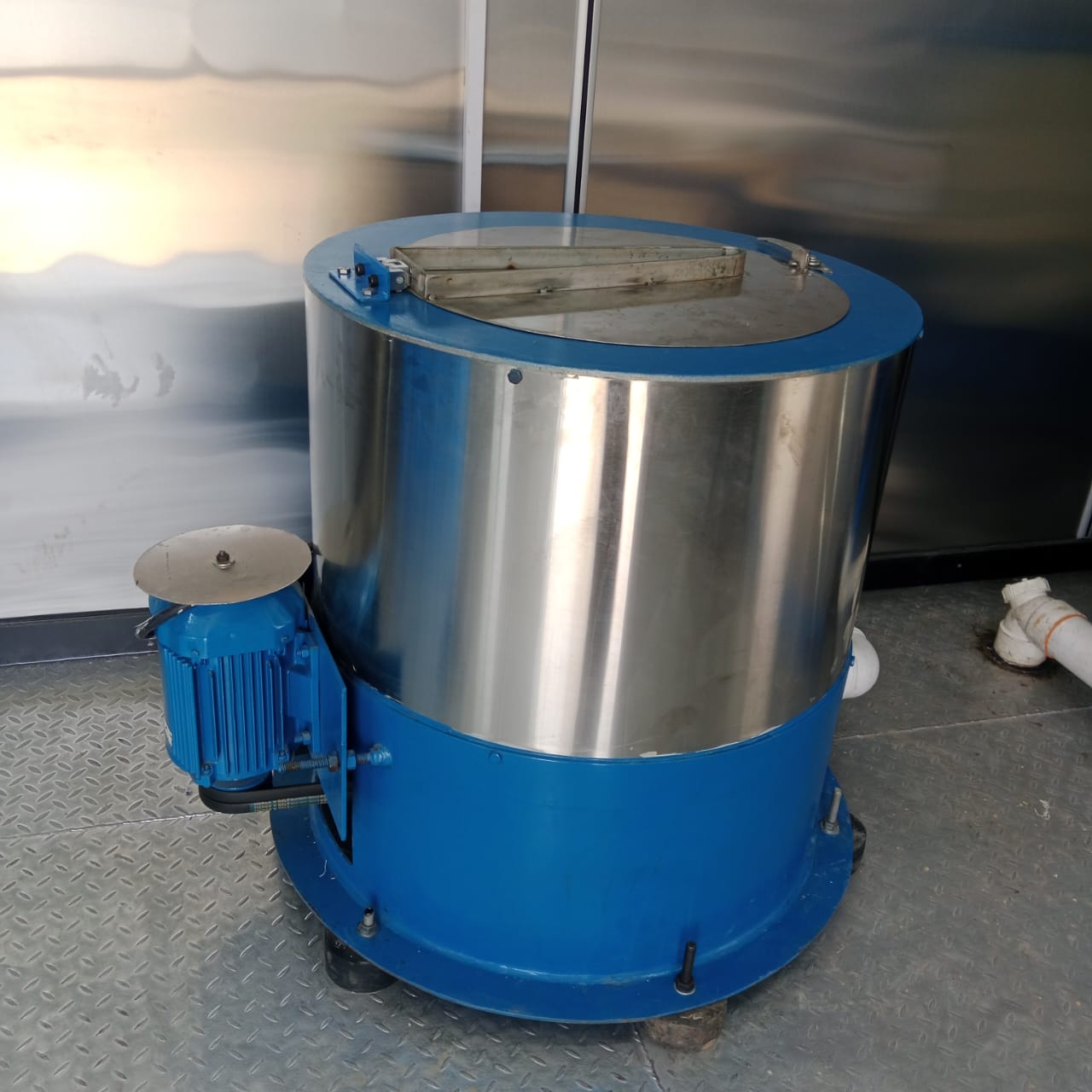 Hydro Extractor